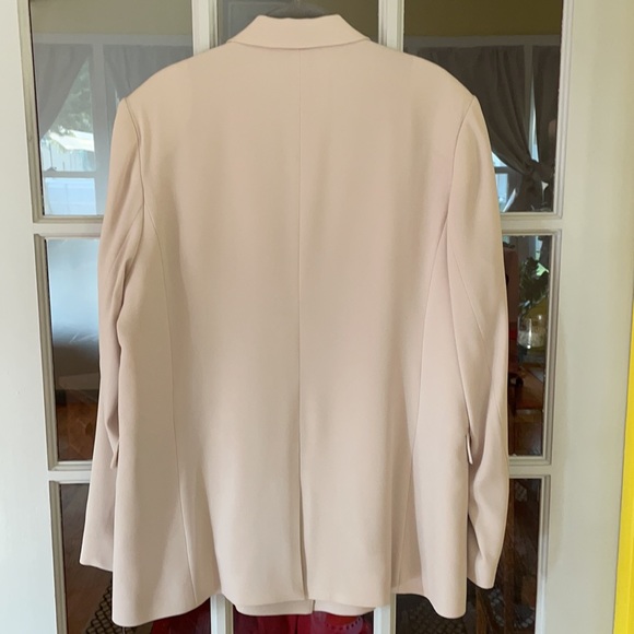 The Reset R|Label The Essential Blazer - Picture 9 of 11